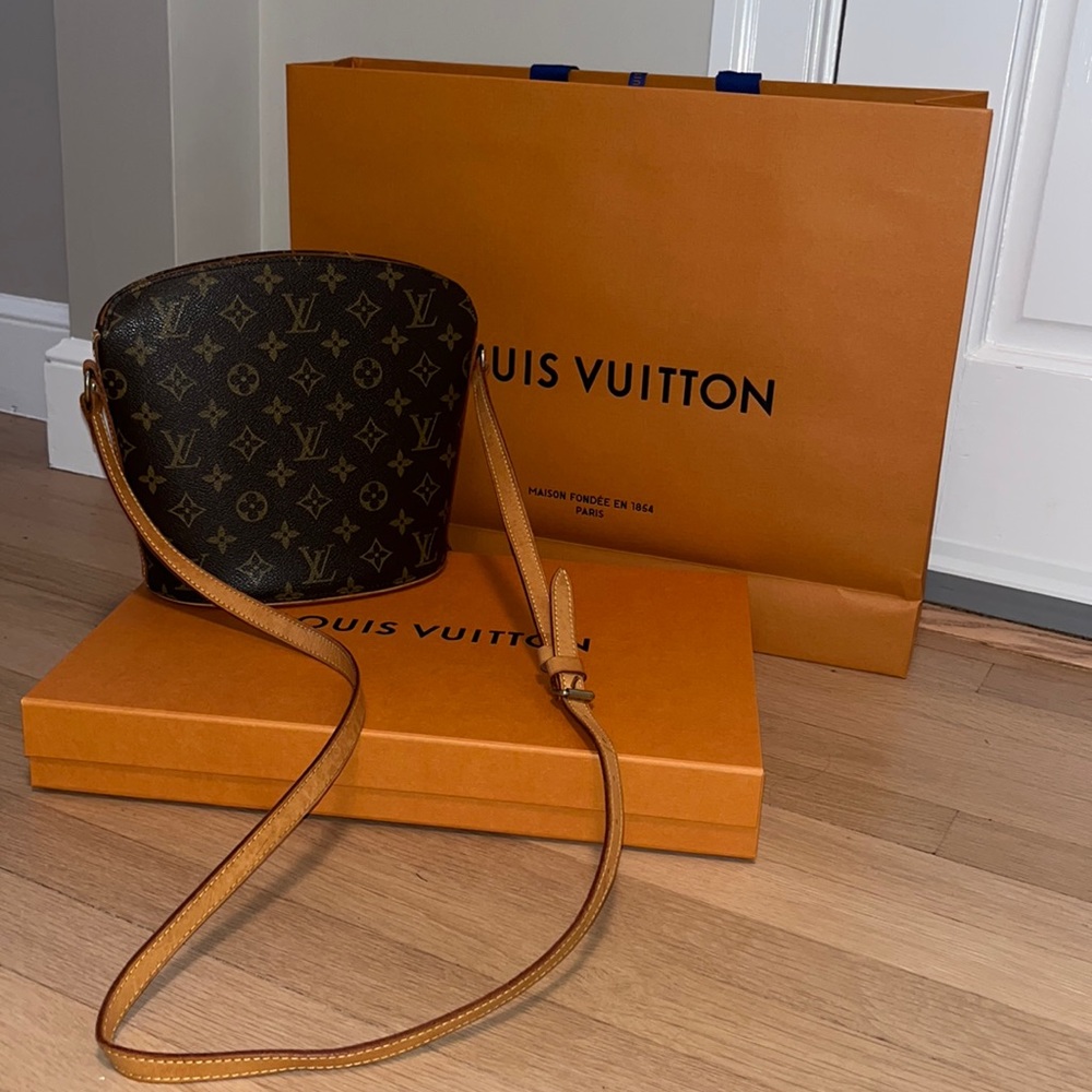 Louis Vuitton monogram canvas crossbody